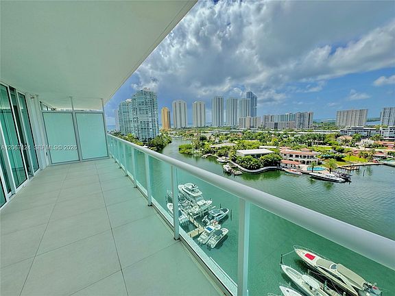 3rd image of 400 Sunny Isles Blvd #1221