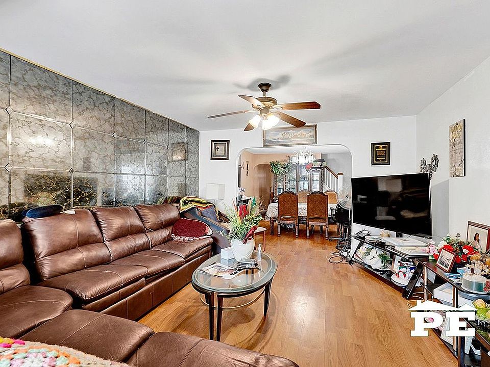 1st image of 1531 E 54th St