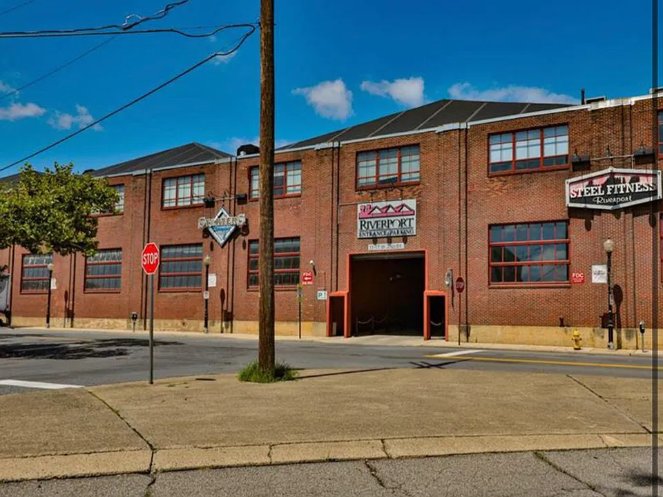 11 W 2nd St #313