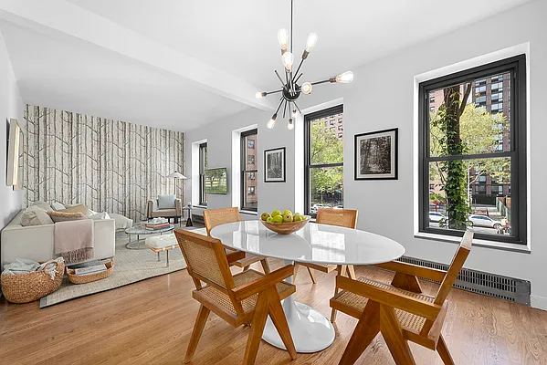 Sold by William Raveis Real Estate | media 1
