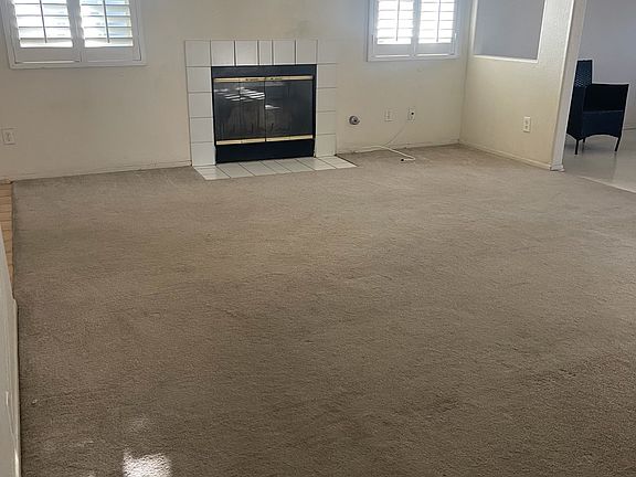 4th image of 16910 Sorrento Ln