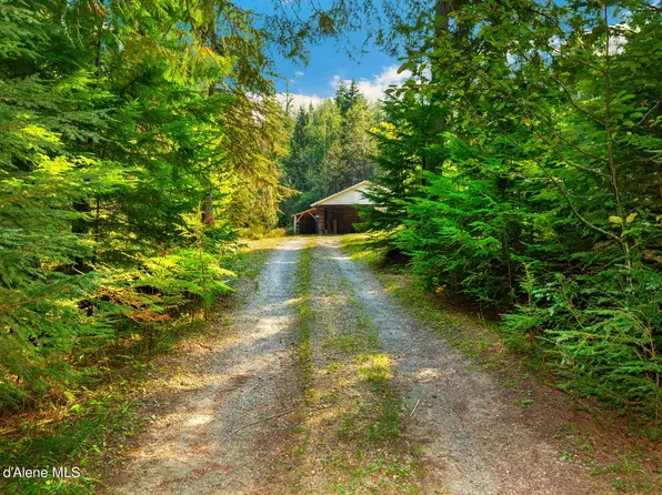 303 Red Cedar Ln, Sandpoint, ID 83864