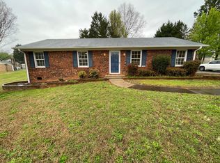 217 Greenridge Dr, Moore, SC 29369