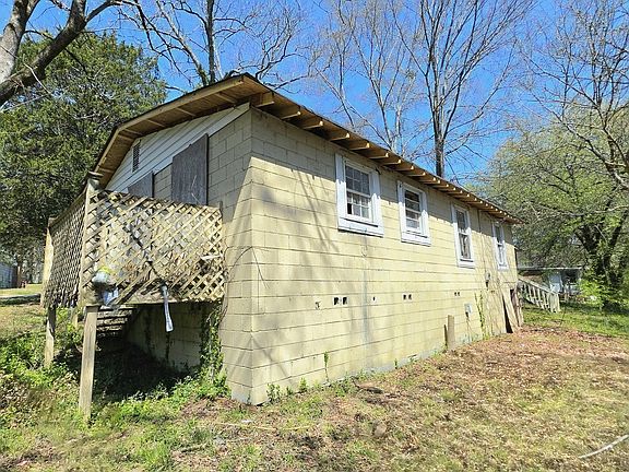 3rd image of 7074 Hammond Way