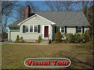 4 Marion Ave, Andover, MA 01810