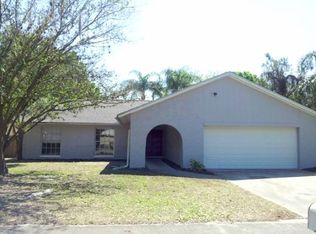 17842 Sunrise Dr, Lutz, FL 33549