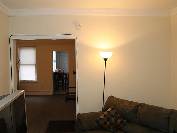 5th image of 28 36 38 N Manning Blvd