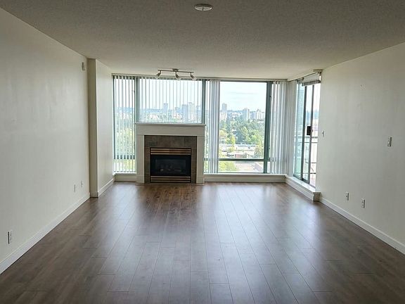 4th image of 8 Laguna Ct #902