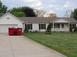 15027 Ackerson Dr, Battle Creek, MI 49014