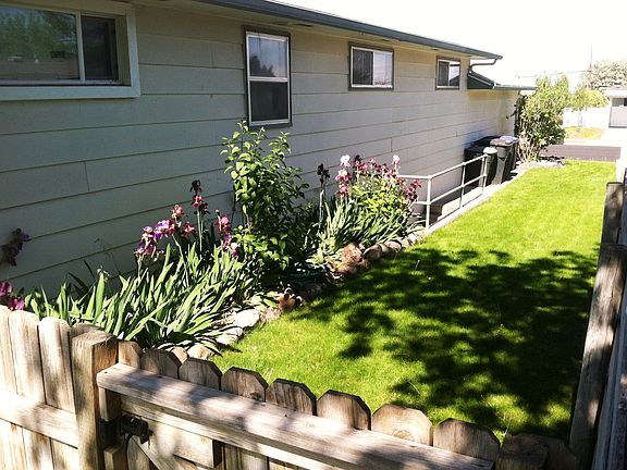 side yard