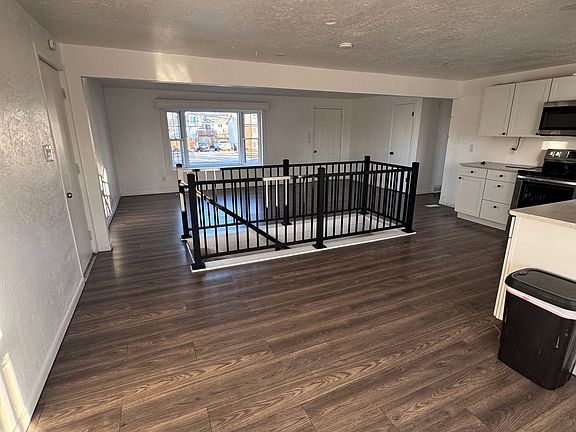 4th image of 2219 N 2475 W