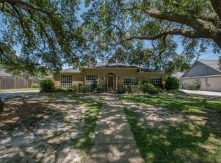 846 Ancient Oaks Cir, Biloxi, MS 39532
