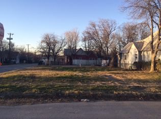 1301 E Peach St, Fort Worth, TX 76102