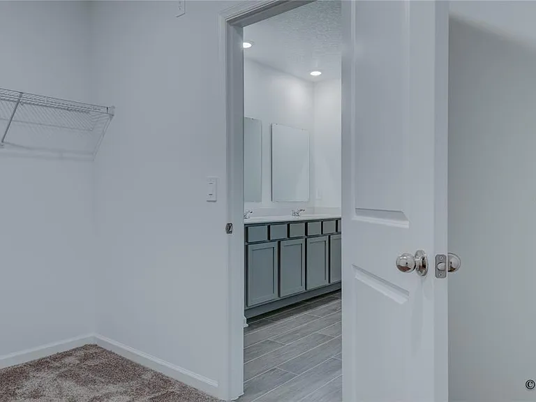 1490 Brentwood Dr — Photo 30