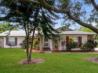 2606 Lumsden Rd, Valrico, FL 33594