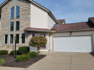 1809 Stone Manor Cir, Brunswick, OH