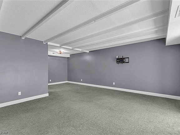 5th image of 1633 Cedarwood Dr APT 320