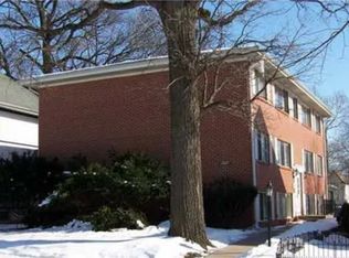 1717 C Ave NE APT 6, Cedar Rapids, IA 52402