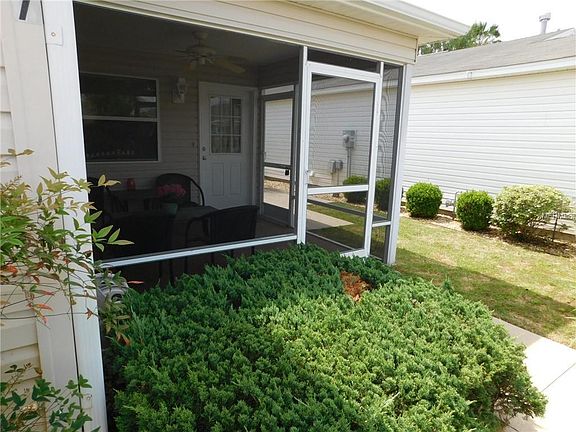 Front Lanai