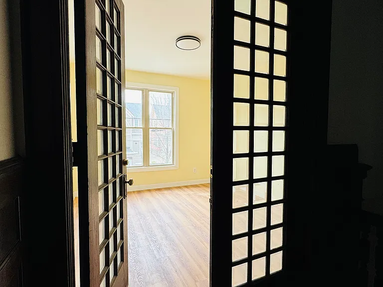 1024 E Brady St #1 — Photo 3