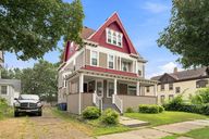 photo property thumbnail