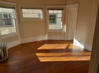 390 Grand Ave APT 2, Oakland, CA 94610