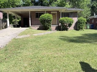 1664 Barrett Dr NW, Atlanta, GA 30318