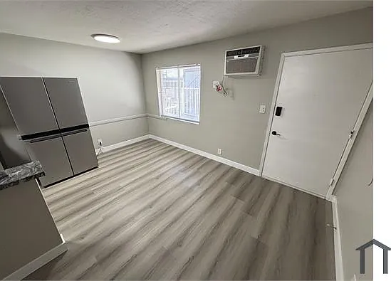 239 W Philadelphia Ave #5 — Photo 7