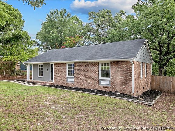 3rd image of 5404 Sandstone Dr