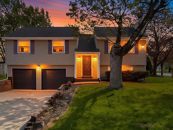 2nd image of 4051 Cypress Ave