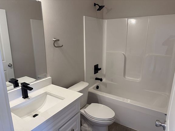 5th image of 812 Keeler St #5