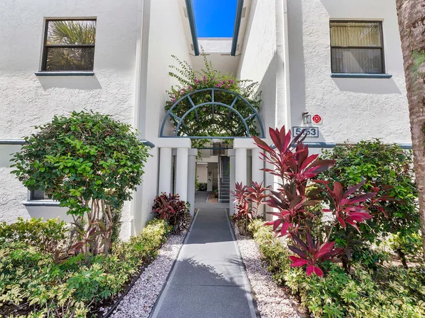 5153 Floria Drive #V, Boynton Beach, FL 33437