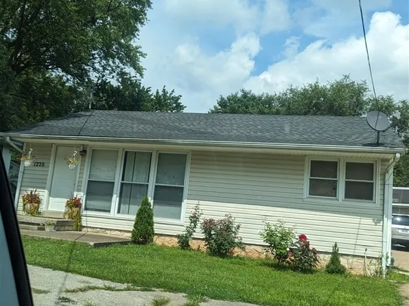 1220 Dean Dr, Bowling Green, KY 42101