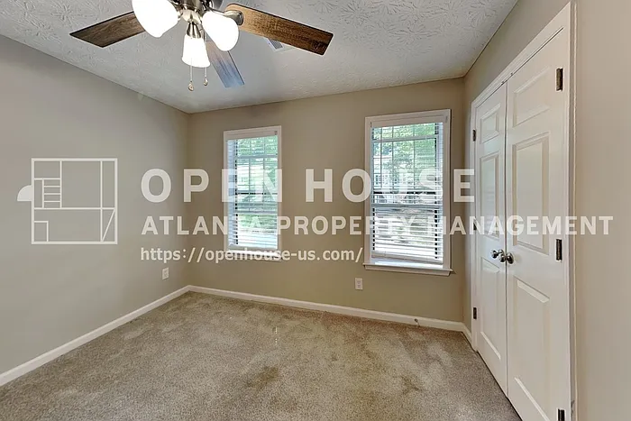 4922 Anclote Dr — Photo 15