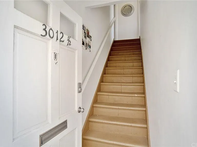 3012 Manhattan Ave #1/2 — Photo 3