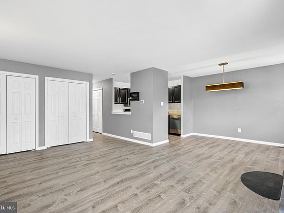 5th image of 365 Norris Hall Ln #365