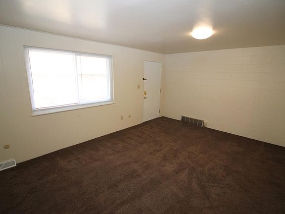 5th image of 105 W Northwood Ave APT C