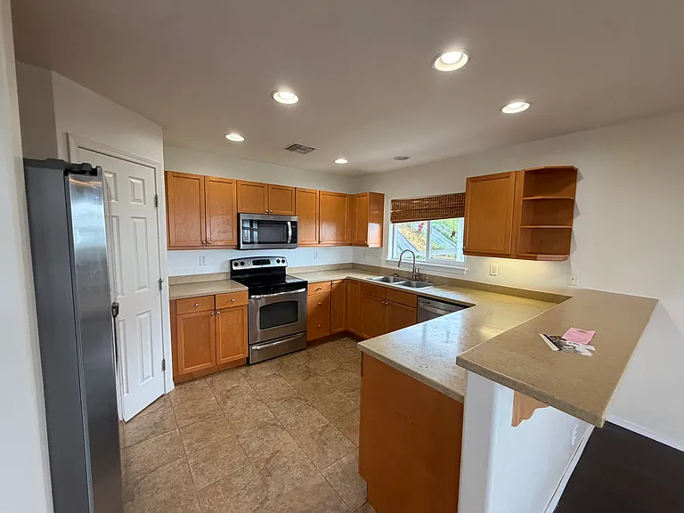75-679 Lalii Pl — Photo 9