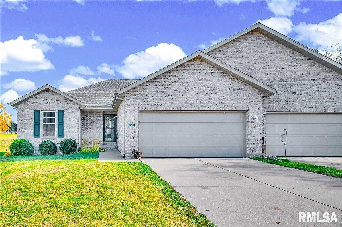 50 Brooke Cir photo 1
