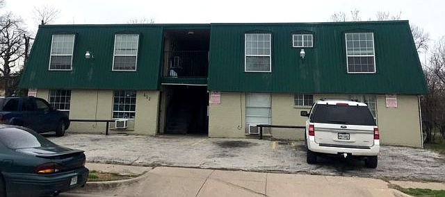1st image of 612 Luxton St APT 101