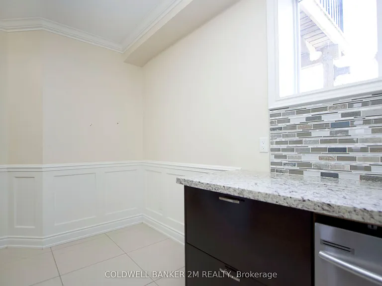230 Annis St #2 — Photo 6