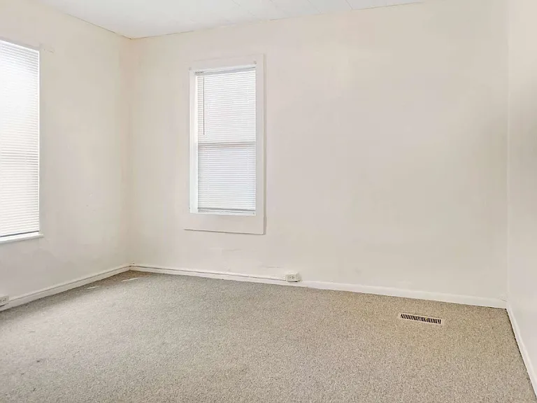 690 York Ave #1 — Photo 8