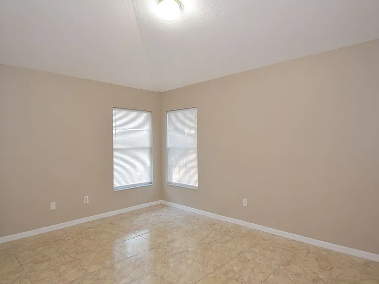 4406 E Mango Ter #B — Photo 6