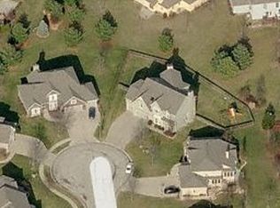 2224 SW Walden Ct, Lees Summit, MO 64081