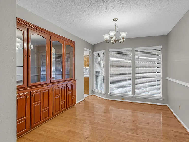 1906 Arvada Dr — Photo 16