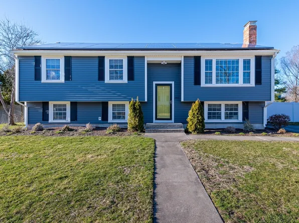 264 Turner Rd, Rockland, MA 02370