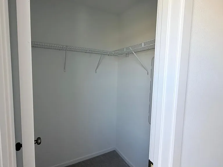 880 Lynx St — Photo 37