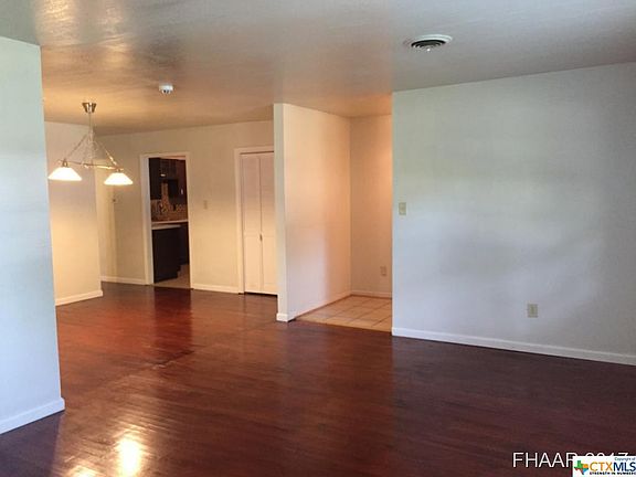 5th image of 502 Bowden Ave