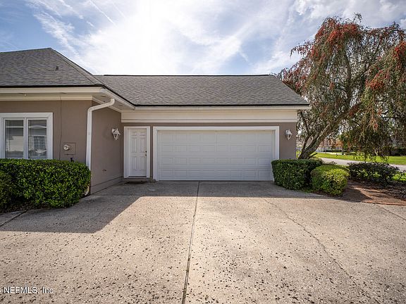 3rd image of 3727 CRICKET COVE Road E
