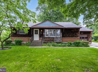 606 Hamilton Dr, Cinnaminson, NJ 08077